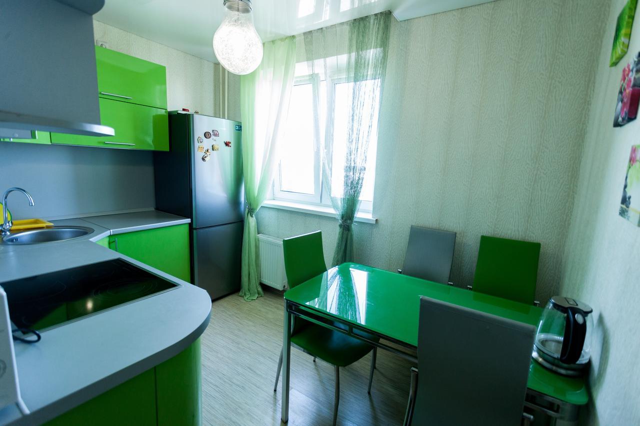 Apartments On Permyakova 76 Tyumen Esterno foto